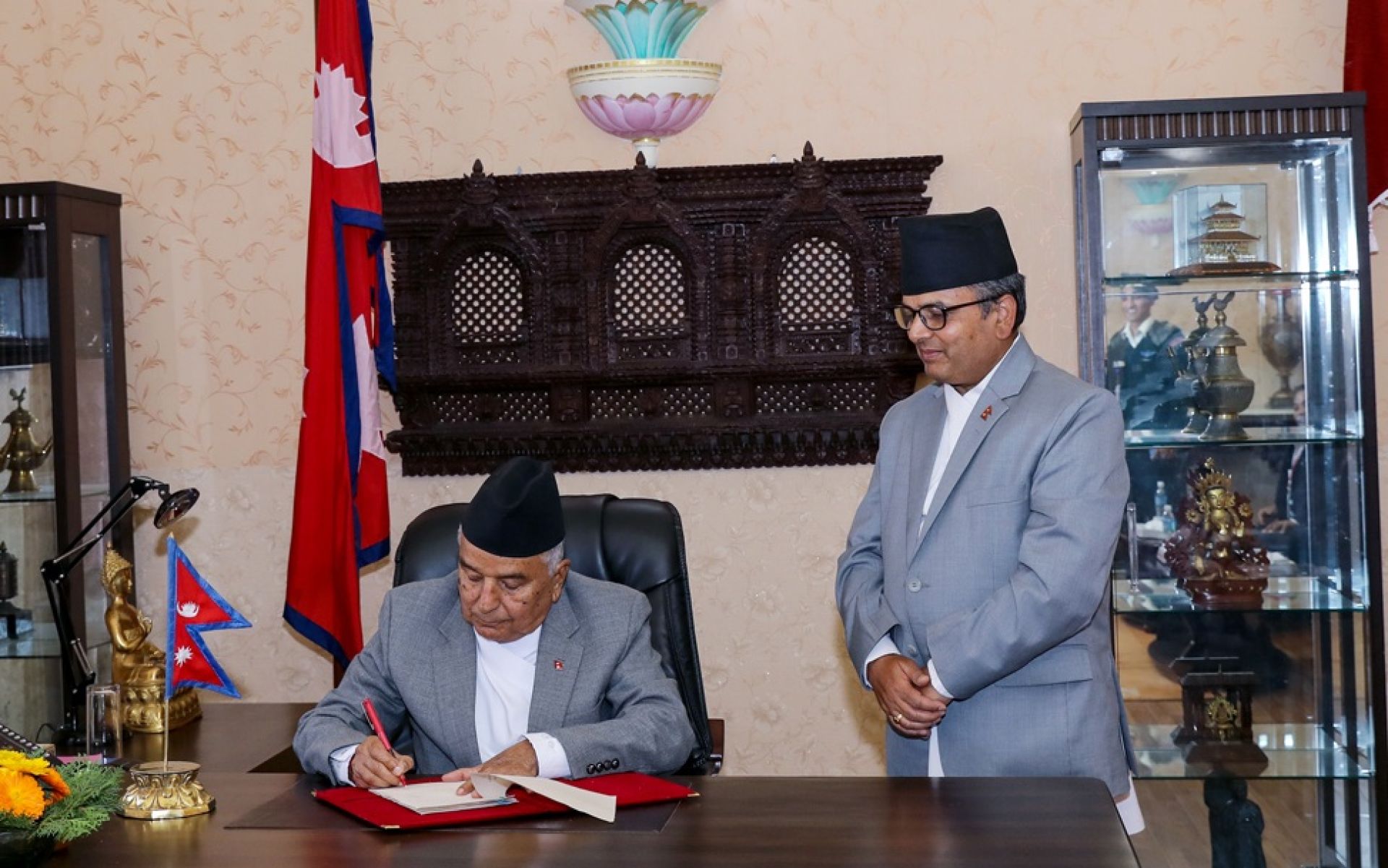 राष्ट्रपतिद्वारा सहकारीसहित पाँचवटा विधेयक प्रमाणीकरण